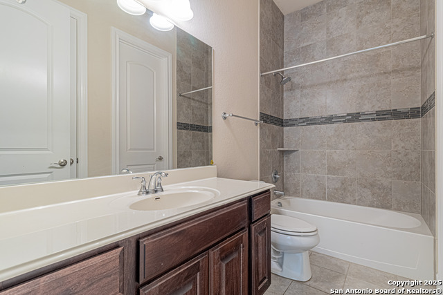 Listing photo id 9 for 2727 Sonata