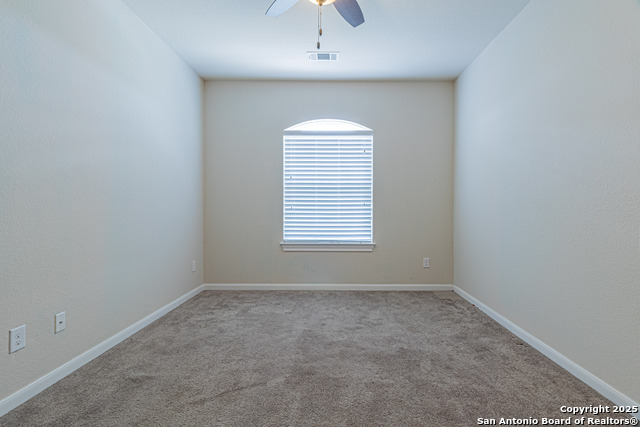 Listing photo id 23 for 2727 Sonata