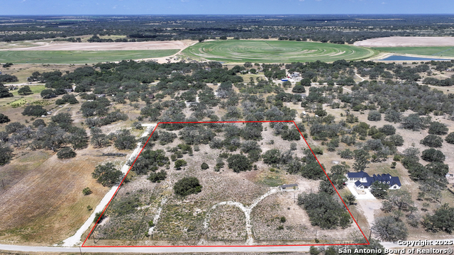 Details for 461 Blossom Dr, Poteet, TX 78065