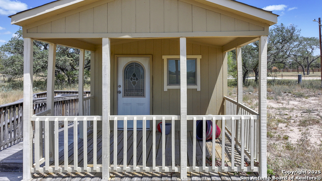 Image 22 of 48 For 461 Blossom Dr