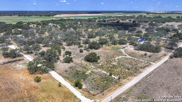 Image 9 of 48 For 461 Blossom Dr