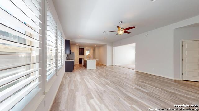 Image 15 of 51 For 11515 Bakersfield