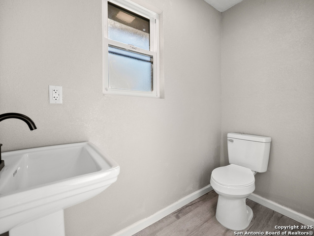 Image 17 of 27 For 19551 Fm 463