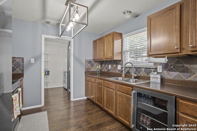 Image 11 of 29 For 5931 Aspen Gardens