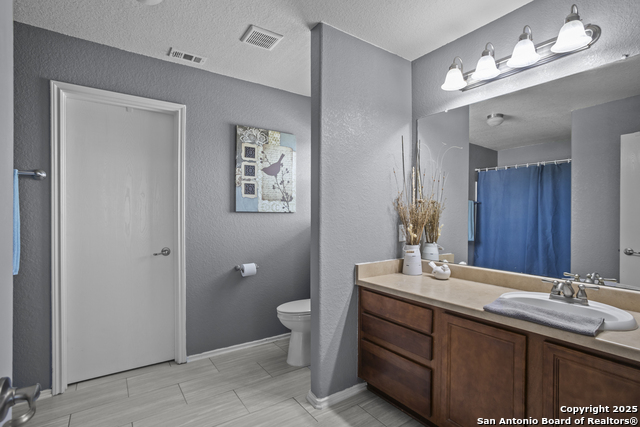Image 16 of 29 For 5931 Aspen Gardens