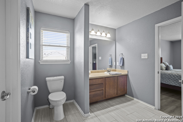 Image 17 of 29 For 5931 Aspen Gardens