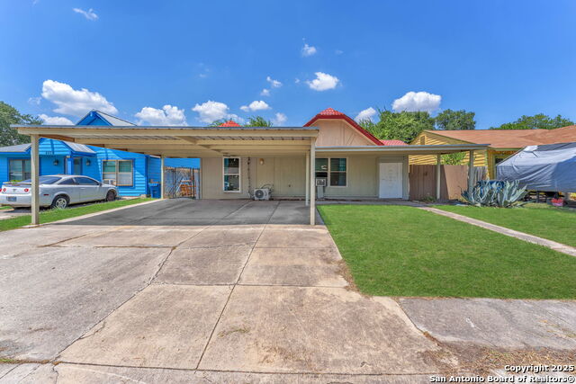 Image 2 of 18 For 4807 Borchers