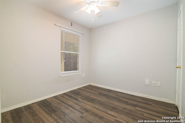 Image 12 of 12 For 6626 Walnut Valley Dr