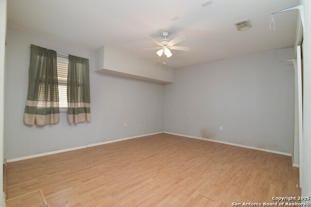 Image 9 of 12 For 6626 Walnut Valley Dr