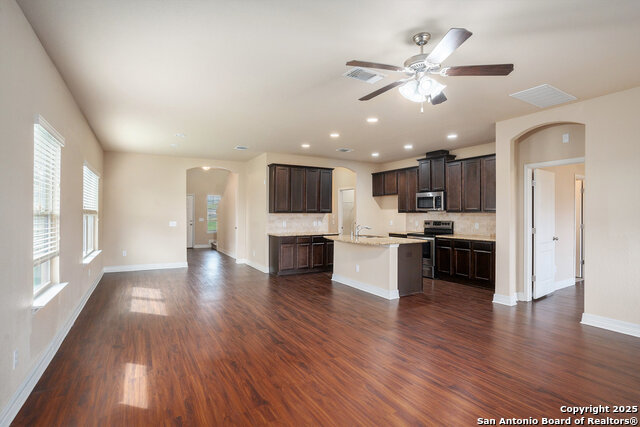 Image 2 of 15 For 753 Cornflower Ct