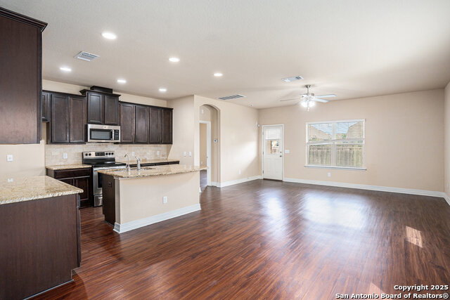 Image 3 of 15 For 753 Cornflower Ct