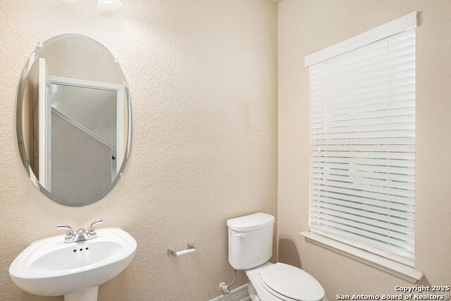 Image 6 of 15 For 753 Cornflower Ct