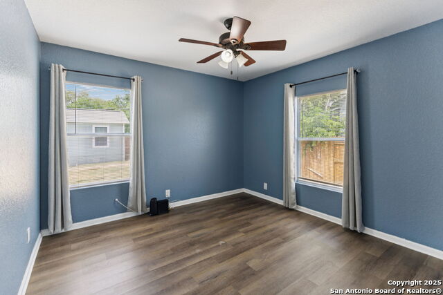 Listing photo id 14 for 119 Colton  