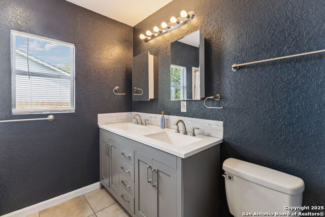 Listing photo id 15 for 119 Colton  