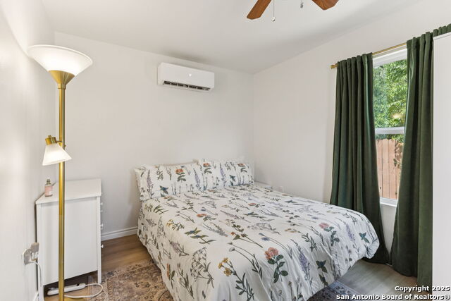 Listing photo id 18 for 119 Colton  