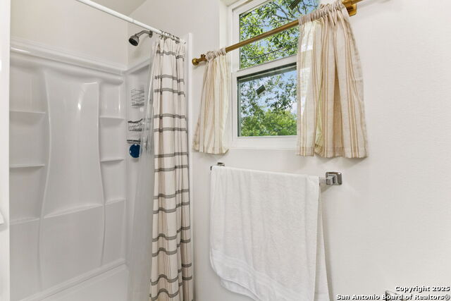 Listing photo id 19 for 119 Colton  