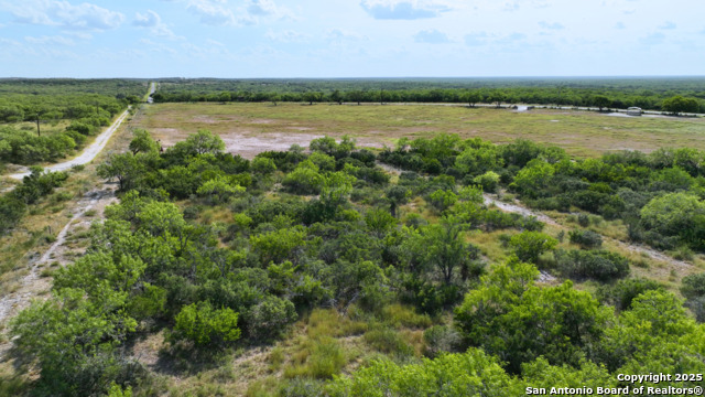 Listing photo id 8 for 32 Ac Fm 791