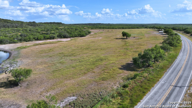 Listing photo id 18 for 32 Ac Fm 791