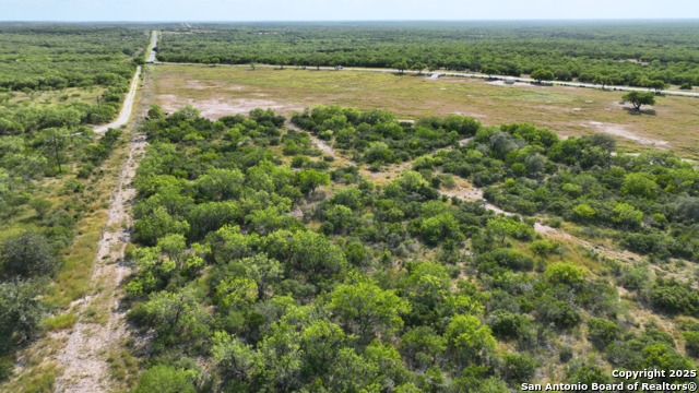 Listing photo id 7 for 32 Ac Fm 791