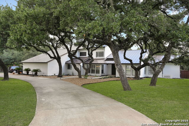 Image 3 of 39 For 29266 Seabiscuit Dr