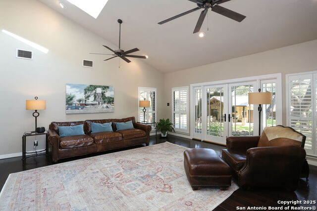Image 8 of 39 For 29266 Seabiscuit Dr