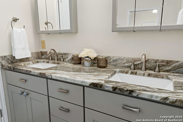 Image 33 of 46 For 231 Broken Arrow