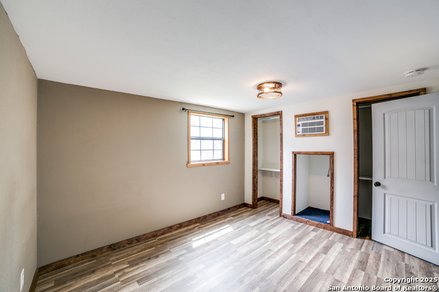 Image 11 of 25 For 297 Chaparral Dr