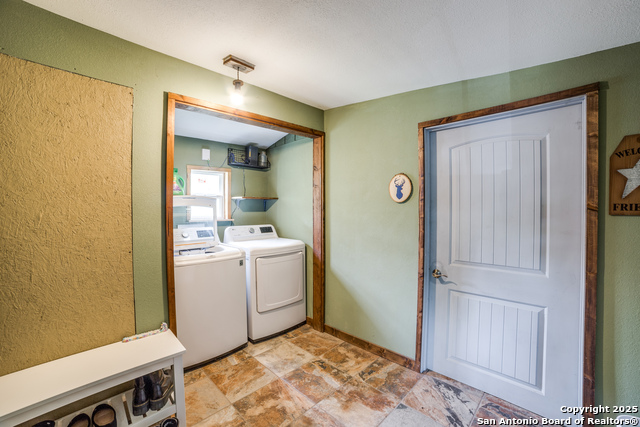 Image 5 of 25 For 297 Chaparral Dr