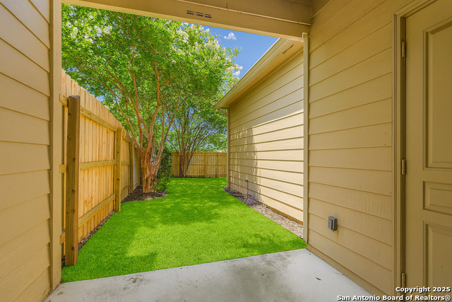 Image 20 of 23 For 3915 Cortona Way