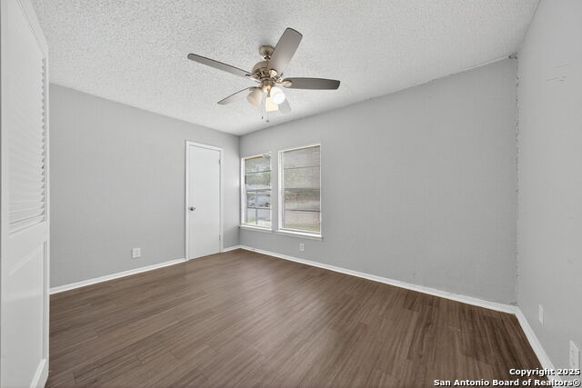 Image 17 of 20 For 4883 Aspen Wood