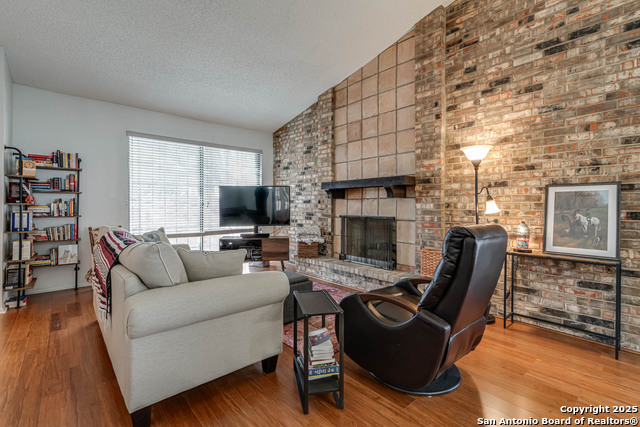 Image 10 of 37 For 9016 Wickfield