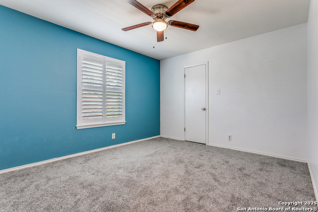 Image 19 of 25 For 2658 Chestnut Bend