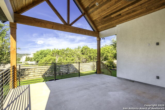 Image 7 of 28 For 169 Westcourt