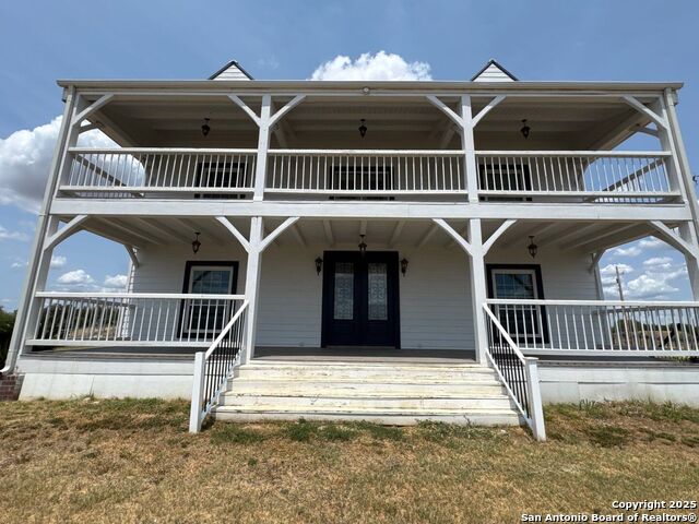 Details for 1485 Country Ln, Castroville, TX 78009