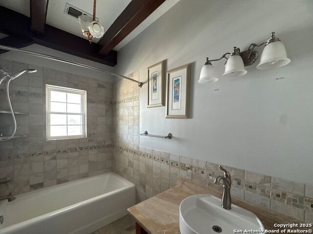 Image 10 of 21 For 1485 Country Ln