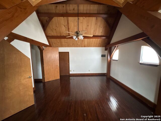 Image 12 of 21 For 1485 Country Ln