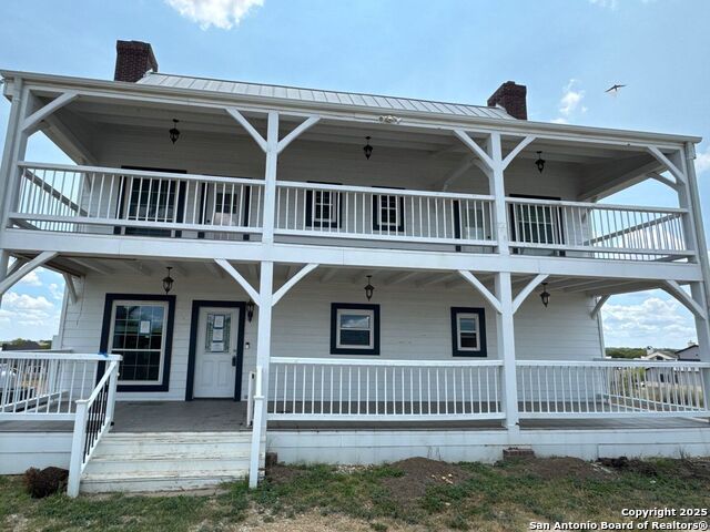 Image 2 of 21 For 1485 Country Ln