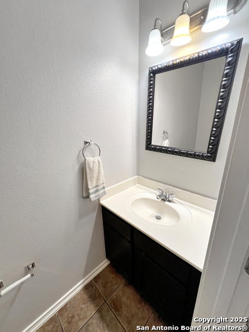 Image 17 of 42 For 5330 Argyle  