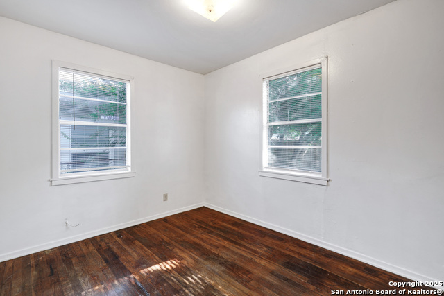Image 20 of 31 For 2823 Tillie Dr