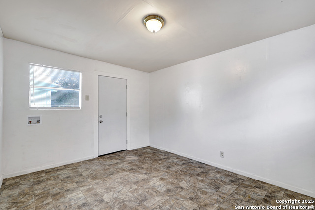 Image 27 of 31 For 2823 Tillie Dr