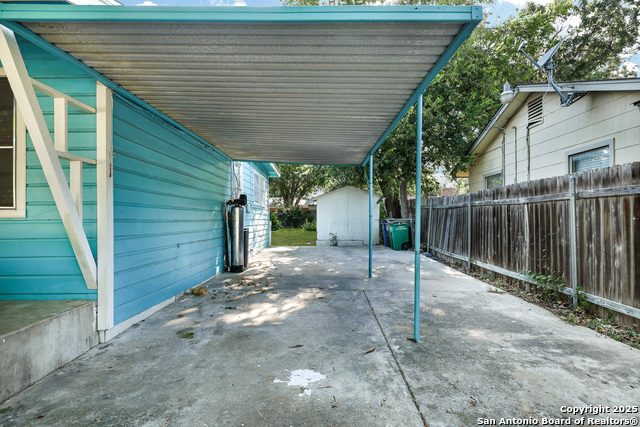 Image 6 of 31 For 2823 Tillie Dr