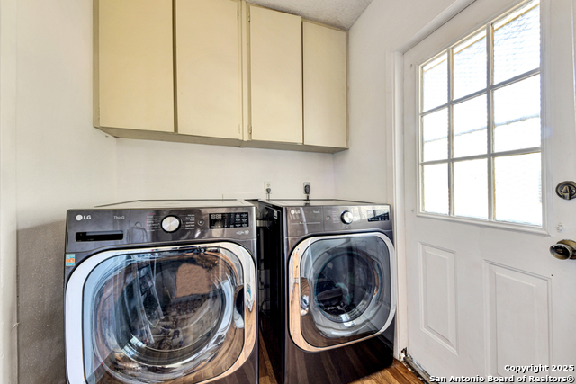 Image 13 of 24 For 13527 Beltway