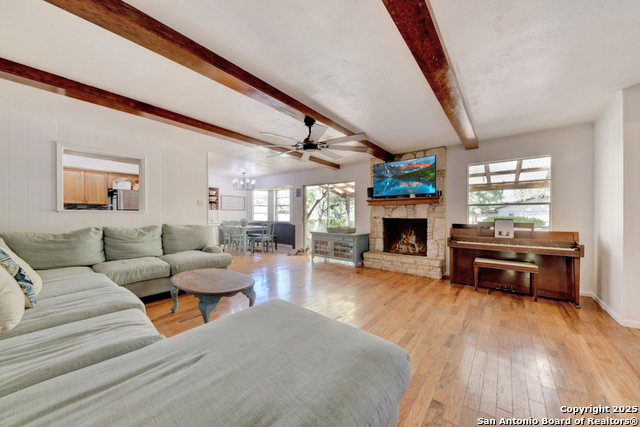 Image 6 of 24 For 13527 Beltway