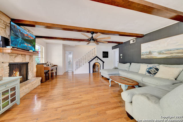 Image 7 of 24 For 13527 Beltway