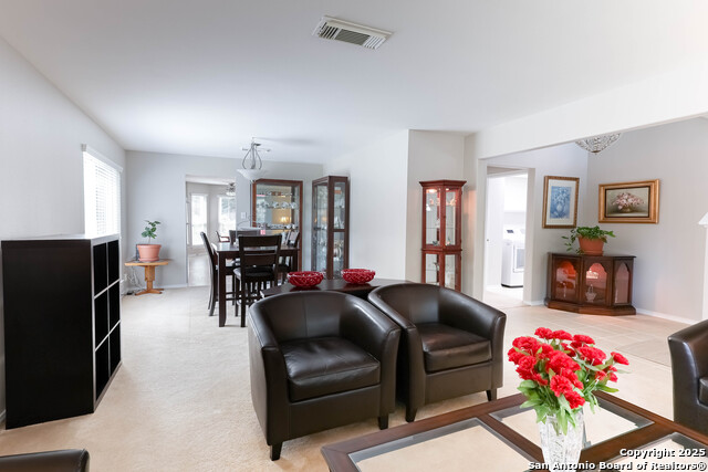 Image 12 of 62 For 1021 Silvertree Blvd