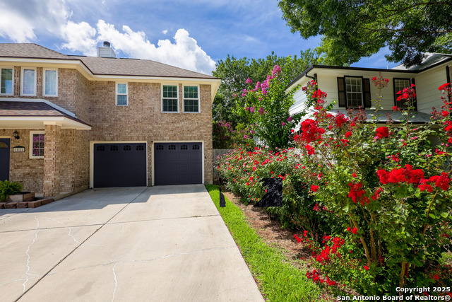 Image 4 of 62 For 1021 Silvertree Blvd