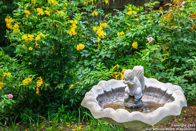 Image 53 of 62 For 1021 Silvertree Blvd