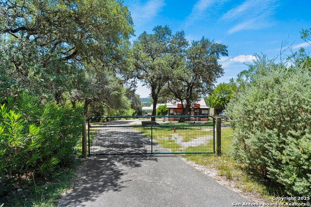 Image 26 of 29 For 1397 Canyon Lake