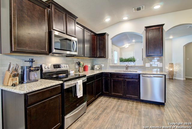 Image 11 of 23 For 2276 Hawk Dr