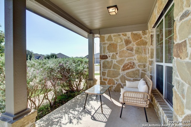 Image 4 of 23 For 2276 Hawk Dr